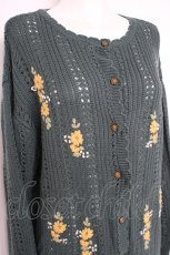 画像2: axes femme / オリジナル手刺繍ロングカーデ  グリーン Y-26-10-12-079-AX-TO-SZ-ZY (2)