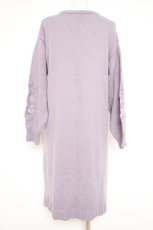 画像3: axes femme / 袖刺繍チャイナ釦ニットワンピース  ラベンダー Y-26-10-12-104-AX-OP-SZ-ZY (3)