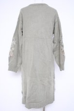 画像3: axes femme / 袖刺繍チャイナ釦ニットワンピース M グリーン Y-26-10-12-112-AX-OP-SZ-ZY (3)