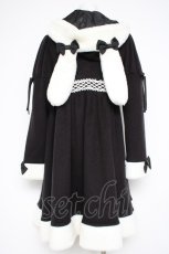 画像4: BABY,THE STARS SHINE BRIGHT / ゆらゆらいちごのうさみみコートワンピース  黒 Y-26-10-14-095-BA-CO-AS-ZY (4)
