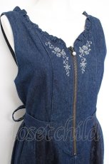 画像2: axes femme / バラ刺繍ジャンスカ M インディゴ Y-26-10-20-094-AX-OP-SZ-ZY (2)
