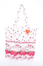 画像1: BABY,THE STARS SHINE BRIGHT / Juicy Strawberry Memory柄トートBag  白 Y-26-10-23-085-BA-BG-SZ-ZY (1)