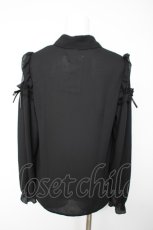 画像2: axes femme POETIQUE / 肩レースフリルデザインブラウス M 黒 Y-26-10-23-105-AX-BL-SZ-ZY (2)