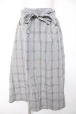 画像1: axes femme / 花刺繍チェック柄スカート M グレー Y-26-10-26-106-AX-SK-SZ-ZY (1)
