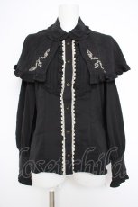 画像1: axes femme kawaii / 刺繍入りケープ付2wayブラウス M 黒 Y-26-10-28-079-AX-BL-SZ-ZY (1)