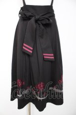 画像1: axes femme / 彼岸花刺繍サス付スカート F 黒 Y-26-10-29-071-AX-SK-SZ-ZY (1)