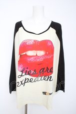 画像1: WORLD WIDE LOVE！(Rydia) / リッププリントtシャツ  オフＸ黒 Y-26-10-29-043-PU-TS-AS-ZY (1)