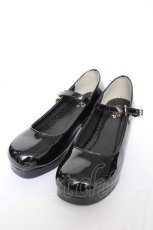 画像1: axes femme / パールバックルおでこパンプス M 黒 Y-26-10-31-019-AX-SH-SZ-ZY (1)
