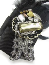 画像2: 【新品】 ストーン＆羽根ブローチ (ブラック) HA_094_B129【通信販売専用商品】 (2)