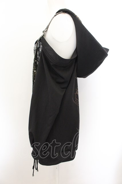 Qutie Frash / 2店舗限定オフショルパーカーブラックO-24-10-29 