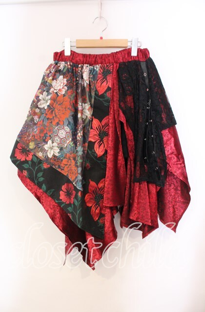 Qutie Frash / 和柄アシメスカート レッド O-25-11-27-070-QU-SK-OW-OS