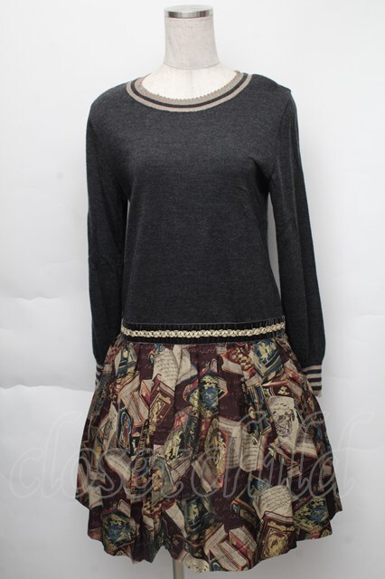 Jane Marple / フェアリーテイルBOOKトロンプルイユワンピース グレー S-25-12-01-027-JM-OP-AS-ZS