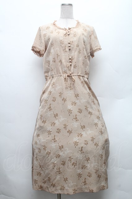 INGEBORG / リボンpt半袖ワンピース ベージュ S-26-02-26-009-LO-OP-SA-ZS