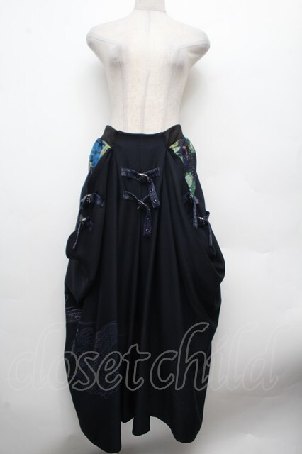 Qutie Frash / ベルトデザイン袴ロングスカート 紺 S-26-03-14-060-QU-SK-HR-ZS