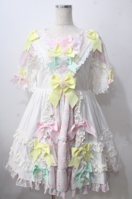 BABY,THE STARS SHINE BRIGHT / はるちゃんの花舞うEternal Gardenワンピース オフ白(バーバリー) Y-25-06-24-098-BA-OP-SZ-ZY