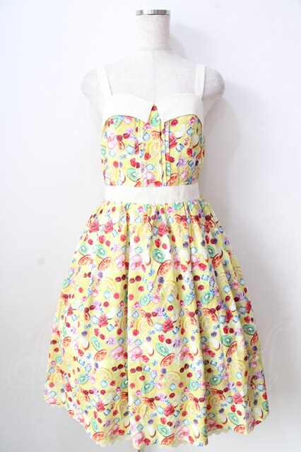 axes femme POETIQUE / フルーツパンチキャミワンピース イエロー Y-25-09-05-071-AX-OP-SZ-ZY