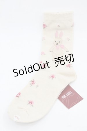 画像: PINK HOUSE / バラ園うさぎソックス  アイボリー I-25-11-15-111-LO-ZA-SA-ZI