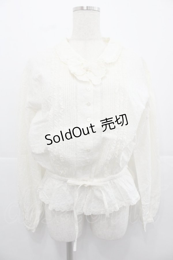 画像1: INGEBORG / 総刺繍リボンブラウス  キナリ I-25-12-02-018-LO-BL-SA-ZI (1)