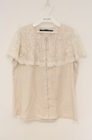 画像: an another angelus / レースケープ衿ブラウス F アイボリー O-26-01-23-042-CA-BL-OW-ZT188