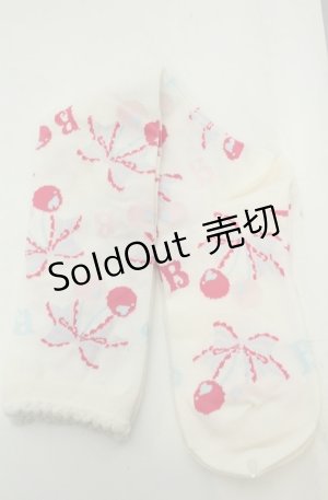 画像: BABY,THE STARS SHINE BRIGHT / チェリーリボン柄ハイソックス  シロ×ピンク O-26-01-30-072-BA-ZA-OW-OS