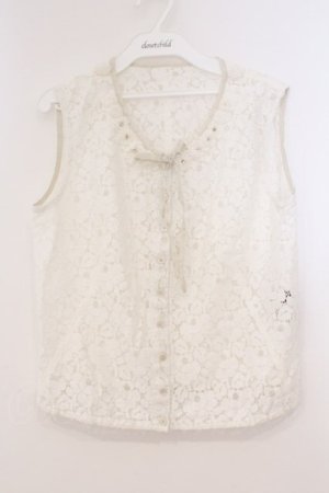 画像: INGEBORG / フラワーモチーフレースノースリーブブラウス  オフ O-26-02-24-006-LO-BL-IG-OS