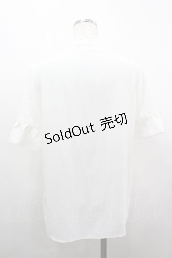 画像2: axes femme / リボン付フリルブラウス  ホワイト I-26-04-03-008-AX-BL-SA-ZI (2)