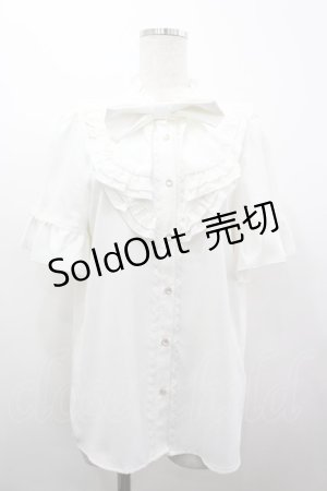 画像: axes femme / リボン付フリルブラウス  ホワイト I-26-04-03-008-AX-BL-SA-ZI