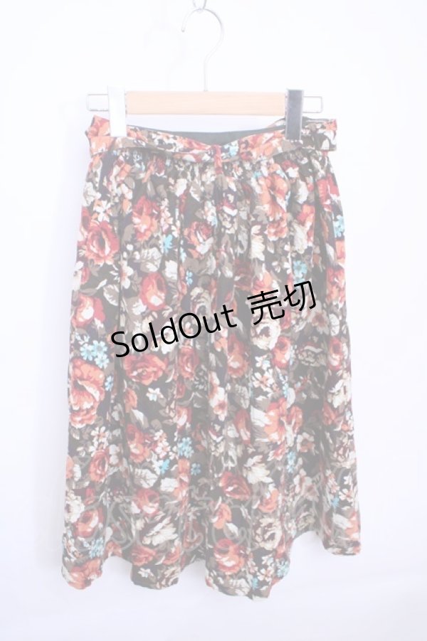 画像2: 【SALE】Fi.n.t  / コーデュロイ花柄ギャザースカート Y-22-12-27-096-1-SK-CA-L-SZ-ZT197 (2)