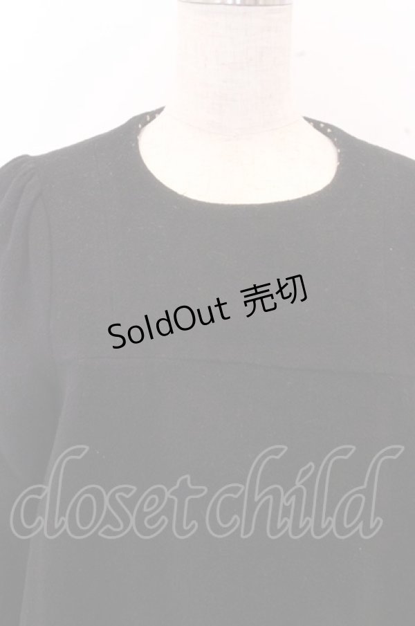 画像2: 【SALE】Cherir la femme / 赤ずきんボタンウールジャンパースカート O-23-01-09-009-1-OP-LO-L-IG-ZT241 (2)