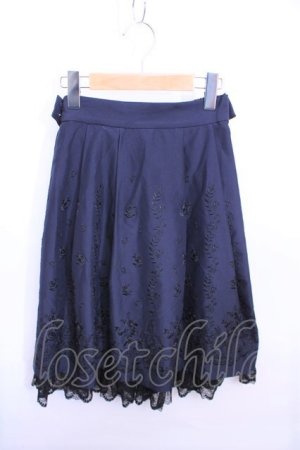 画像: axes femme  / リボン付パネル刺繍スカート Y-23-02-21-120-1-SK-AX-L-SZ-ZT046