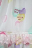 画像4: Angelic Pretty  / Sugar Heartsジャンパースカート H-23-09-24-012h-1-OP-AP-L-SK-ZH (4)