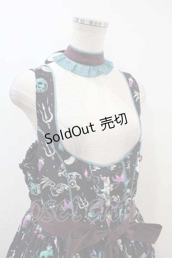 画像4: metamorphose / 【プラスサイズ】Disney villainsジャンパースカートセット プラスサイズ ブラック H-23-11-23-014-ME-OP-NS-ZH (4)