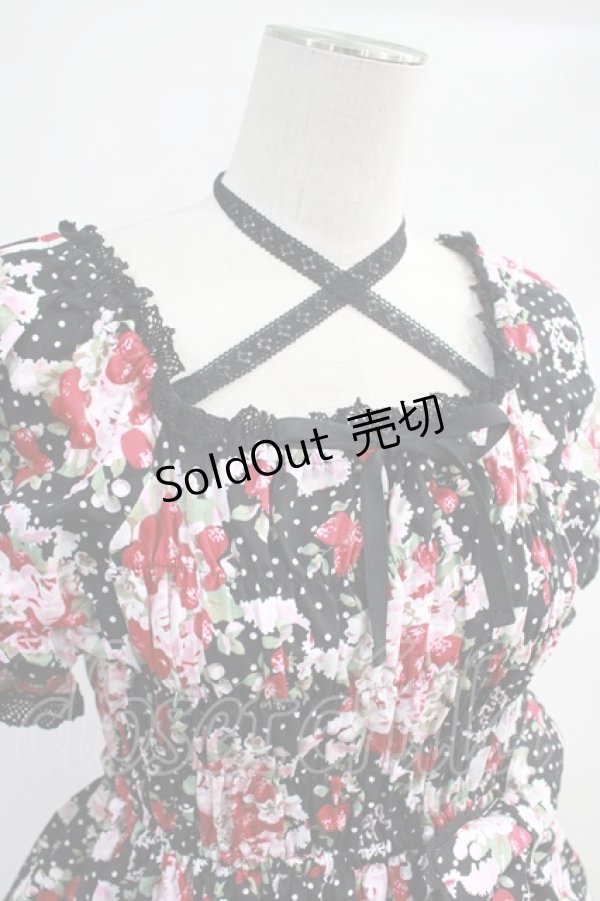 画像4: BABY,THE STARS SHINE BRIGHT / シュガーブーケ柄シャーリングワンピース H-23-11-24-031-BA-OP-NS-ZH (4)