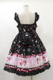 画像2: Angelic Pretty / Cherry Berry Bunny胸リボンジャンパースカート Free ブラック H-23-12-20-067-AP-OP-NS-ZH (2)