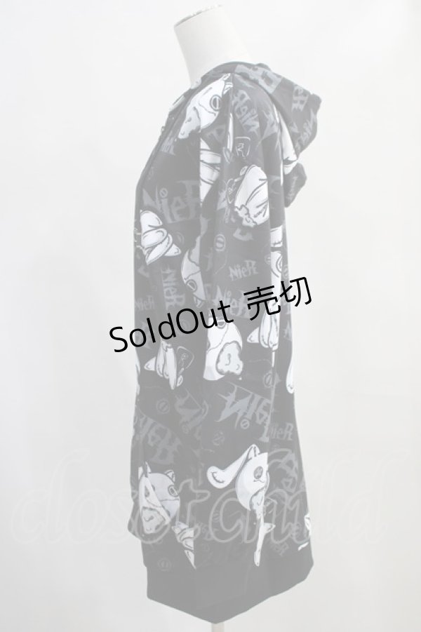 画像2: NieR Clothing / 総柄ZIPパーカー  黒 H-24-01-12-026-PU-TO-KB-ZT098 (2)