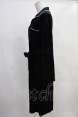 画像2: NieR Clothing / 3POCKET 111CM LONG UNISEXベロアルームウェア  黒 H-24-01-27-036-PU-TO-KB-ZT001 (2)