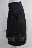 画像2: NieR Clothing / 3連バックルギャザースカート  黒 H-24-04-06-015-PU-SK-KB-ZH (2)