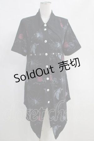 画像: SEX POT ReVeNGe / コウモリ衿ロングカットシャツ  黒 H-24-04-08-052-SP-BL-KB-ZH