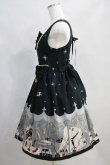 画像2: ALICE and the PIRATES / Marionette in my closet room柄 ジャンパースカートI Free ブラック H-24-06-15-013-PA-OP-NS-ZH (2)