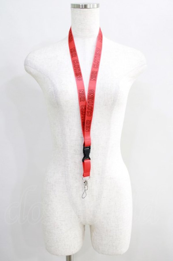 画像2: NieR Clothing / ネックストラップ  赤 H-24-08-21-035-PU-ZA-KB-ZH (2)