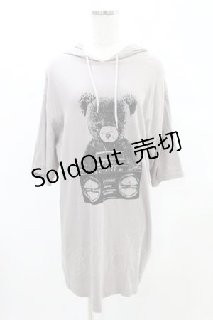 画像: HYSTERIC GLAMOUR / BEAR BOOMBOXワンピース  グレー H-24-12-12-1001-PU-OP-KB-ZT043