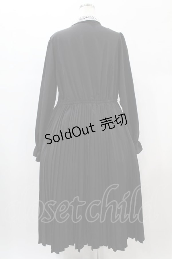 画像2: m petit by misako / レース襟プリーツワンピース LL ブラック H-24-12-22-1023-LO-OP-NS-ZH (2)