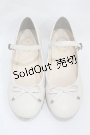 画像: F&A / リボンストラップパンプス L（24.5〜25cm） アイボリー H-24-12-25-1056-LO-SH-NS-ZH