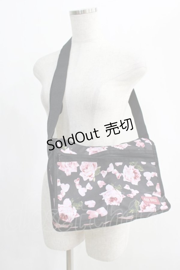 画像1: PINK HOUSE / ローズ柄ショルダーバッグ  ブラック H-24-12-29-1032-LO-BG-NS-ZH (1)