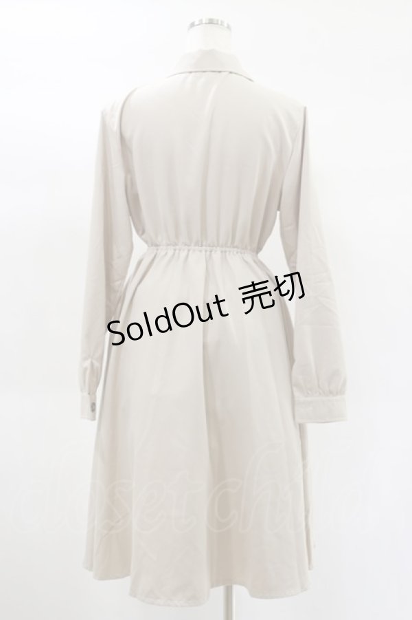 画像2: NieR Clothing / トレンチワンピース F ベージュ H-25-02-02-049-PU-OP-KB-ZH (2)