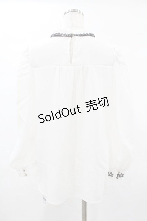 画像2: axes femme POETIQUE / ナイトメアー・ビフォア・クリスマス 刺繍ブラウス M オフ/ブラック H-25-02-09-1051-AX-BL-NS-ZH (2)