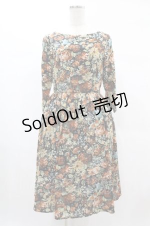 画像: an another angelus / 絵画タッチ花柄ワンピース Free BLACK H-25-02-10-1020-CA-OP-NS-ZH