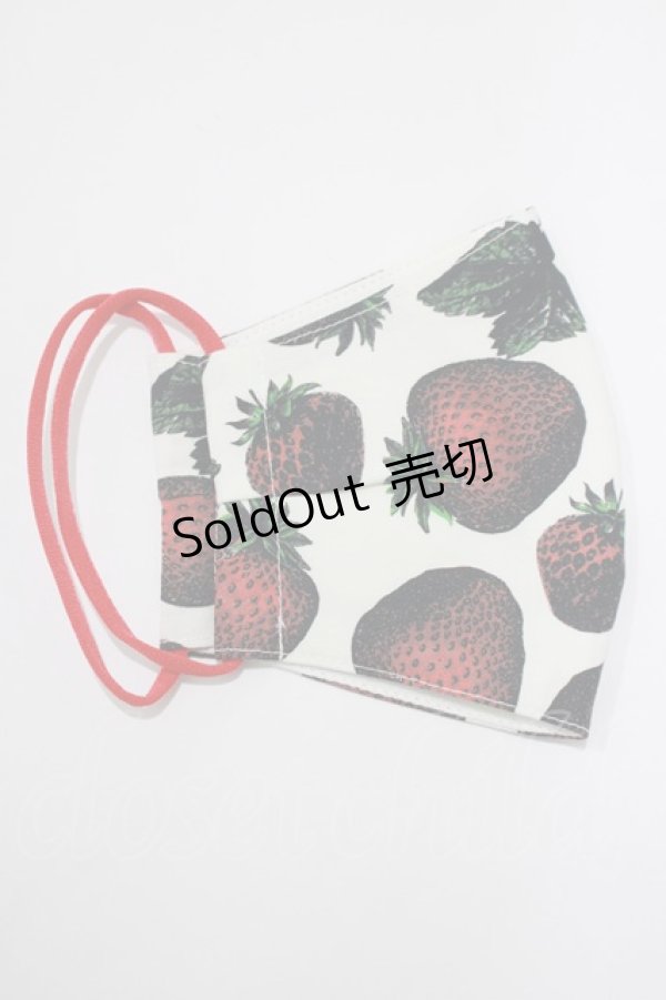 画像2: Q-pot. / Cloth Face Mask  ストロベリー H-25-02-20-055-QP-ZA-KB-ZH (2)