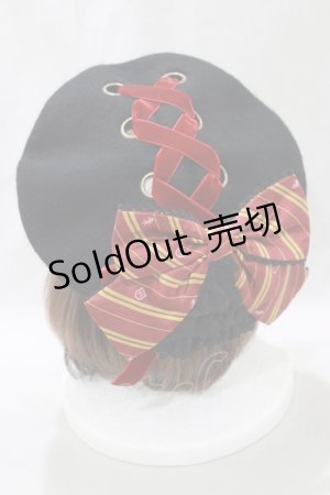画像: ATELIER PIERROT / ハリー・ポッター リボンブローチ付きレースアップベレー帽  グリフィンドール（レッド） H-25-02-27-001-EL-AC-KB-ZH