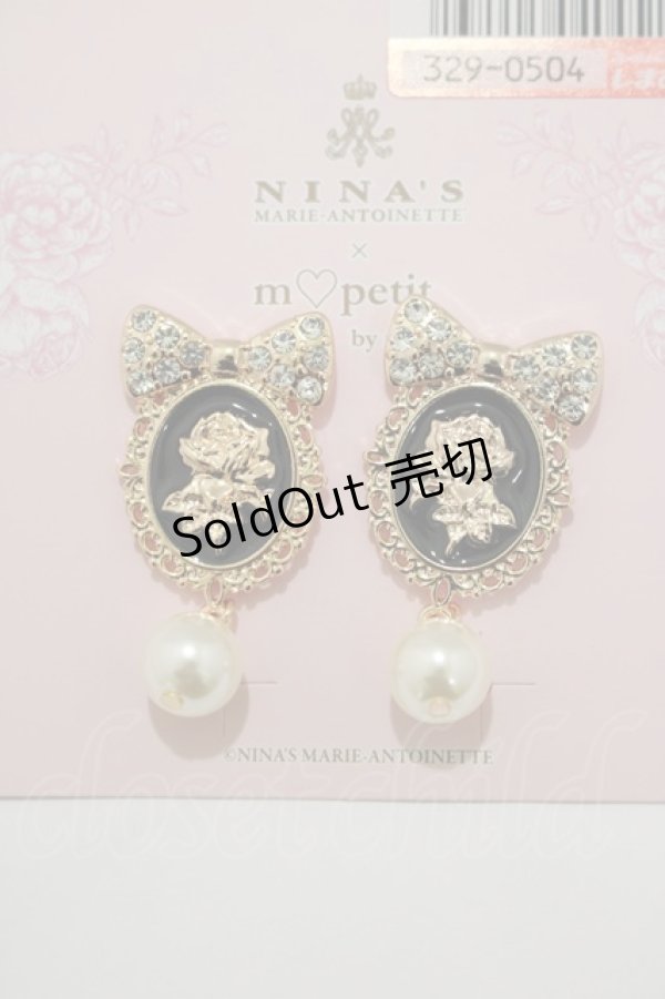 画像1: m petit by misako / AM*NIPLフラワーピアス  ブラック H-25-02-28-039-LO-AC-NS-ZH (1)